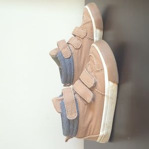 Old Navy Toddler High Top Sneakers Size 6